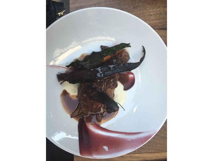 A late lunch at Áperi.