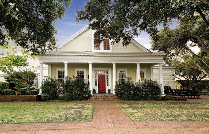 Round Top’s Million-Dollar Farms and Stunning Second Homes: Swoon-Worthy Hill Country Real Estate