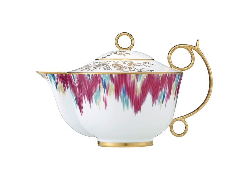 Voyage en lkat tea pot, $1,520