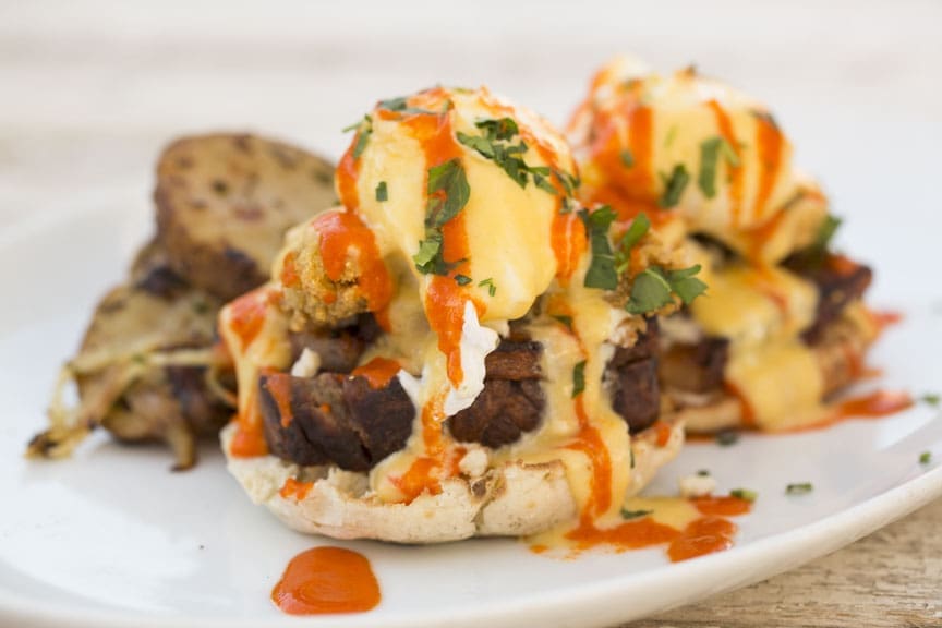 The carpet bagger Benedict