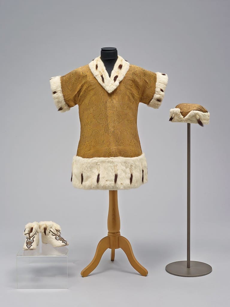Hungarian coronation attire of Crown Prince Otto, Galitzine’s great-uncle, 1916. Collection Kunsthistorisches Museum, Vienna.