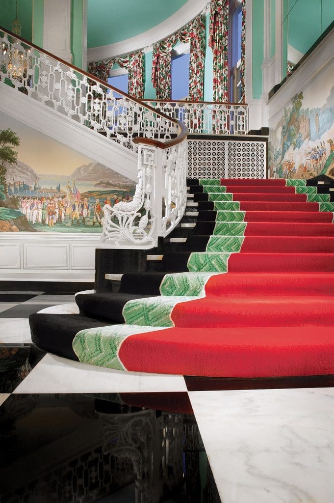 Dorothy Draper’s iconic interiors
are preserved
by Carlton Varney.
