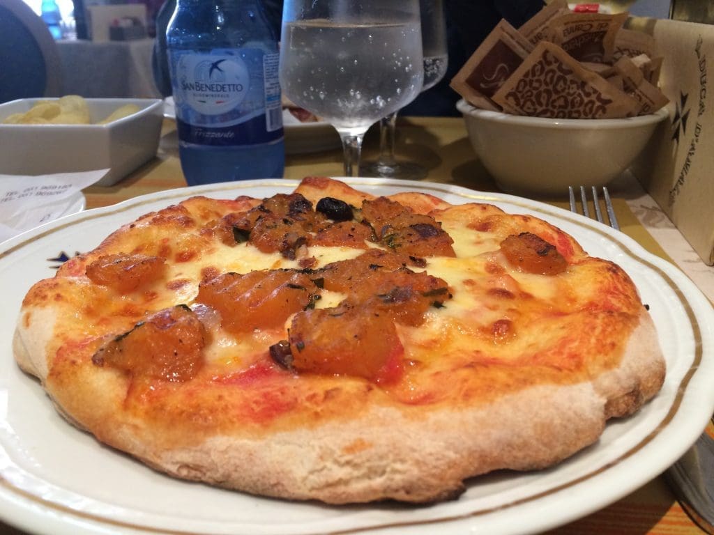 Pizza divine.