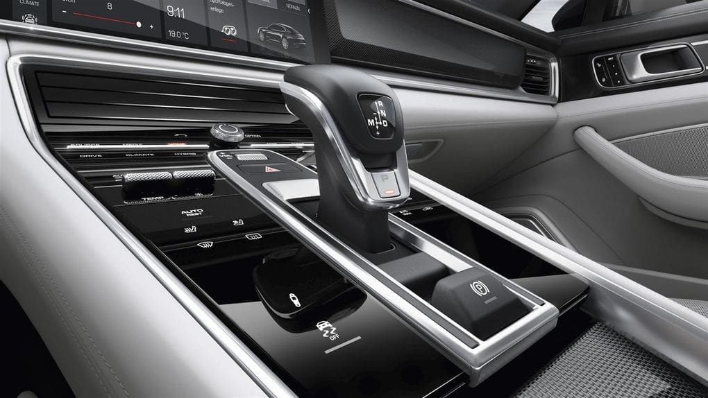 Porsche's eight-speed dual-clutch PDK transmission is at your fingertips.