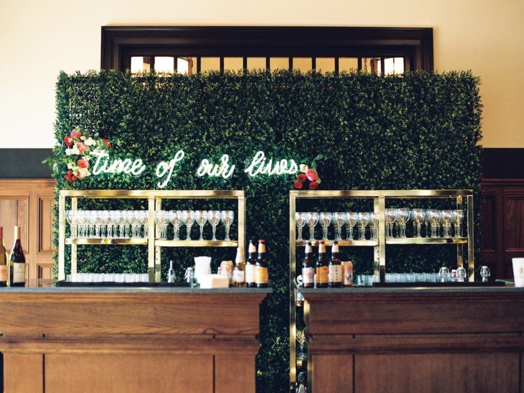 Guess Which San Antonio Hotel Would Love to Marry You in Luxurious Style?