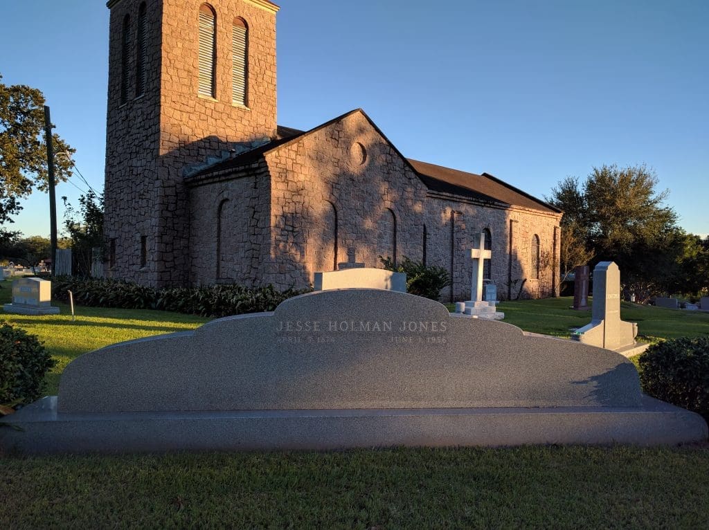 One of Houston's kingmakers resides at Forest Park Lawndale.