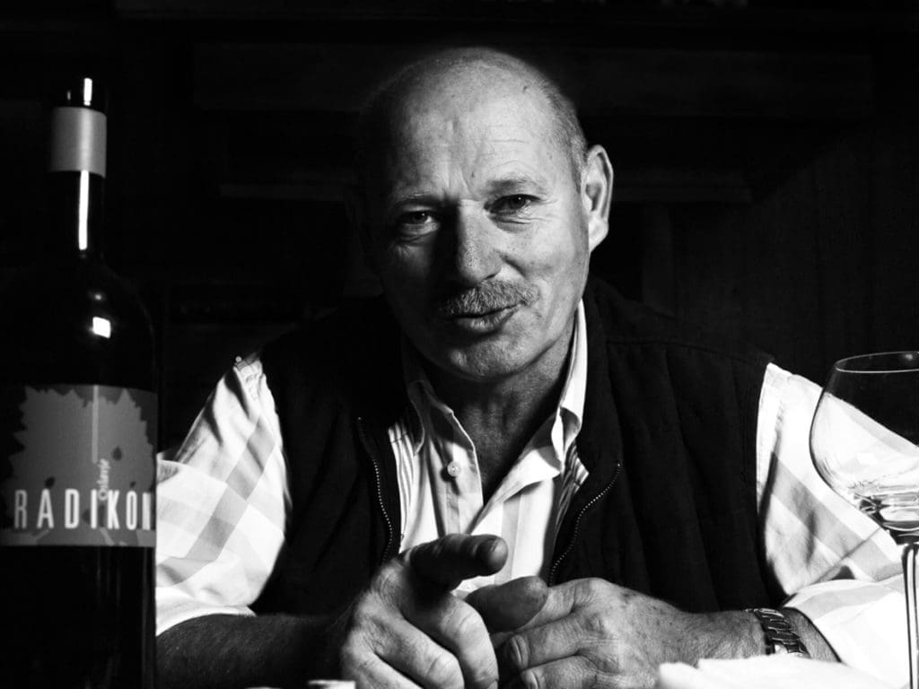 A Wine Legend is Mourned, Robots Hit the Runway and Taco Day Mania Overtakes the World: What We’re Reading