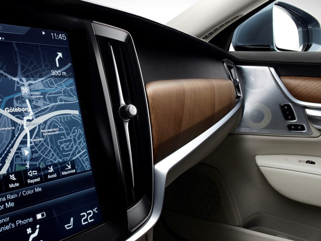 It's all in the details — the Volvo S90 air blade. 