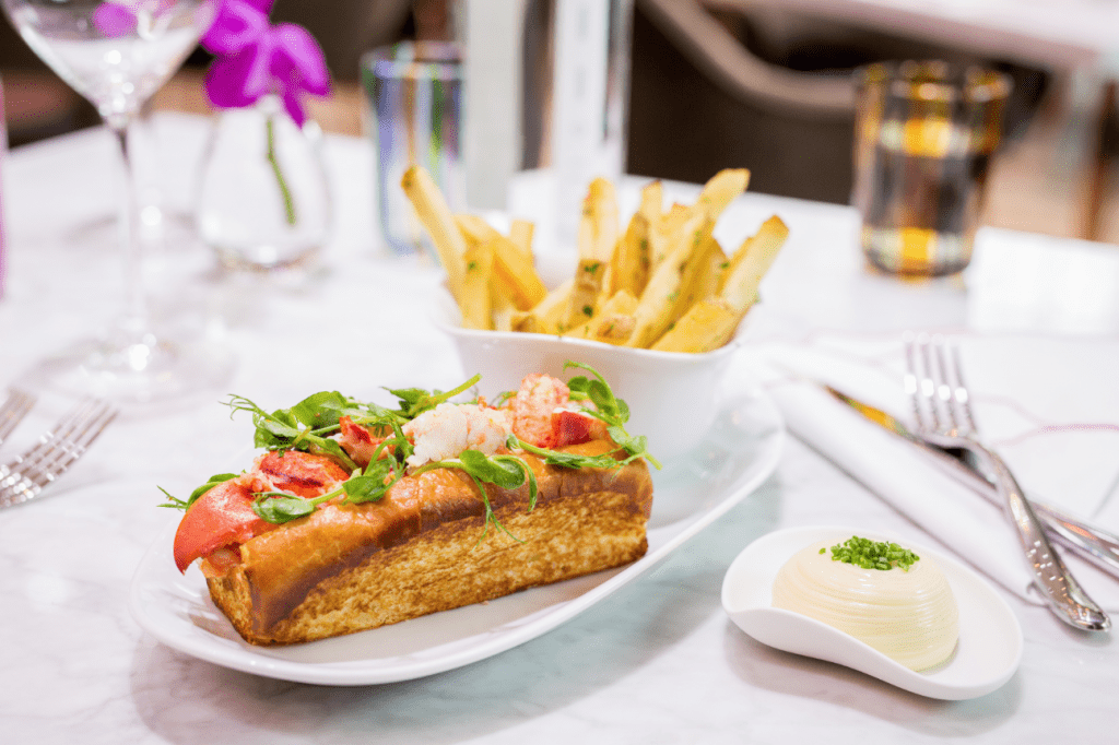 Lobster roll
