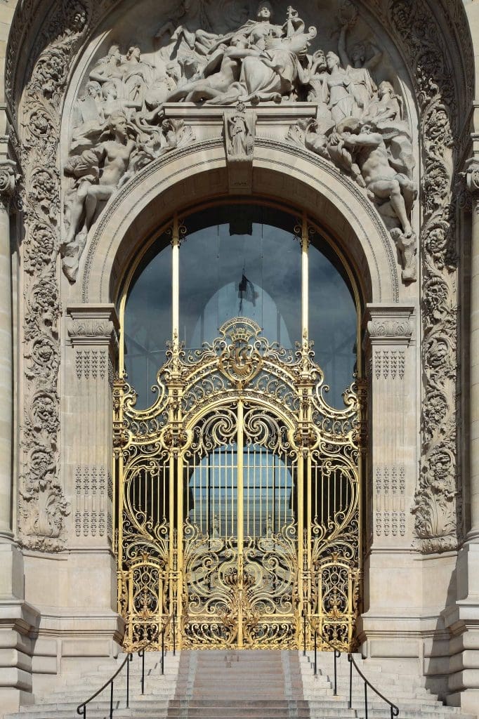 Van Cleef & Arpels will host cocktails and dinner at the Petit Palais for this year’s Liaisons.