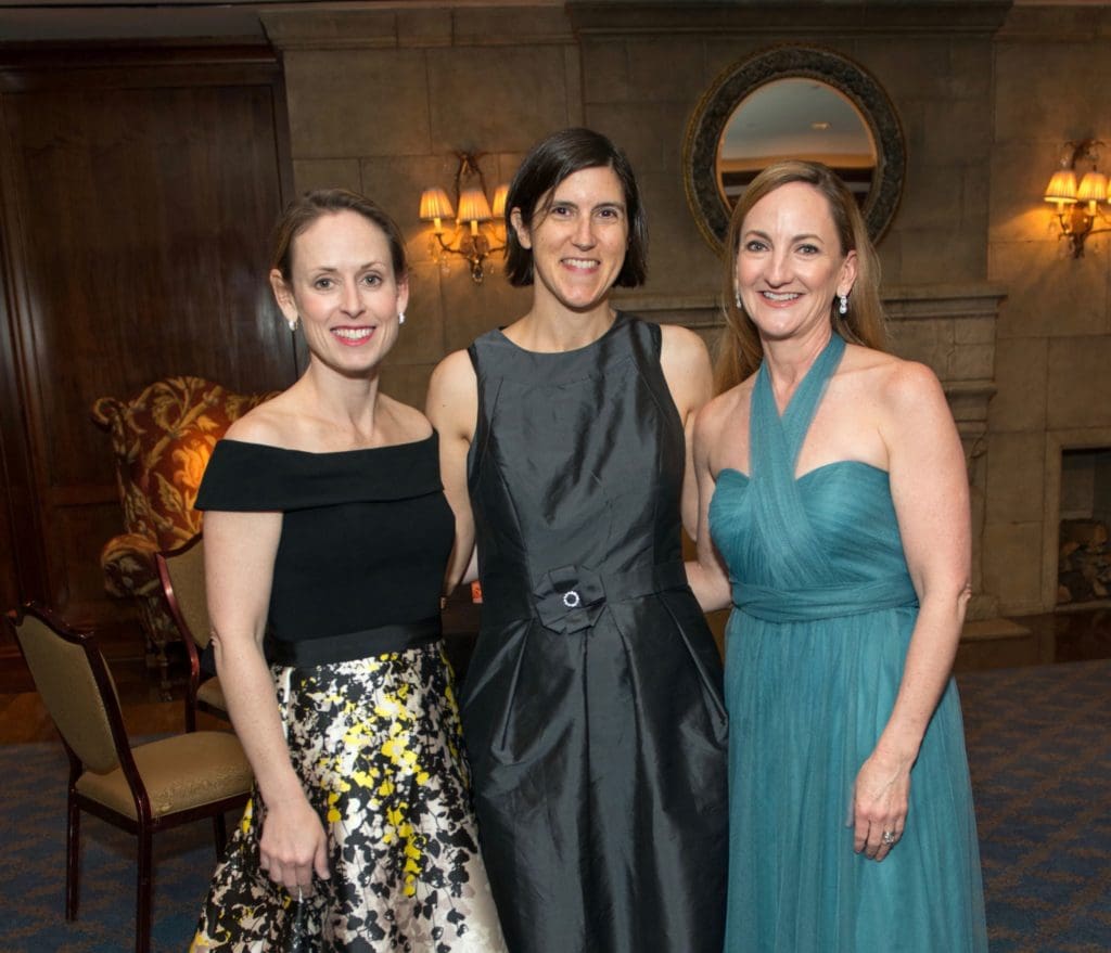 Houston Bookworms take over a Private Club’s Exclusive Ballroom — and the Results are Amazing