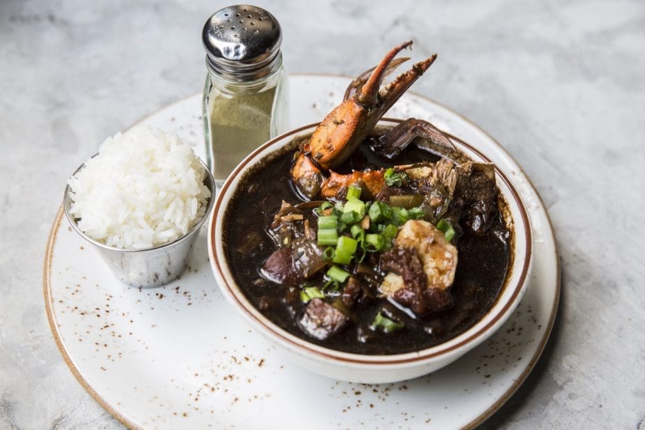A Newcomers Guide to Houston Restaurants: The Best Barbecue, Burgers, Crawfish & More