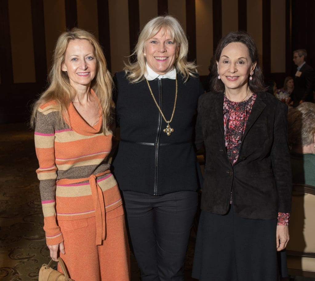A Special Shopping Card is Celebrated at an Elite Dallas Country Club: Changing the City for 25 Years