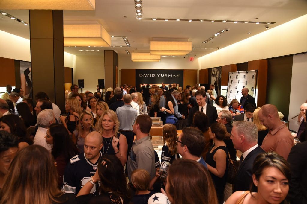 Crowd at David Yurman