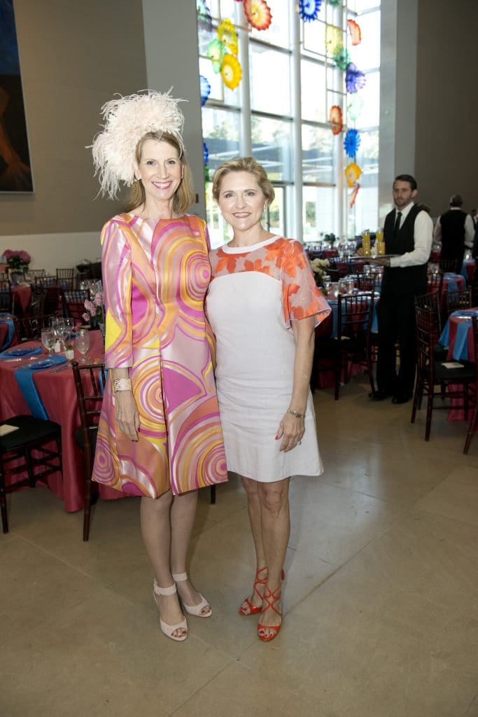 Linda Spina, Melissa Lewis