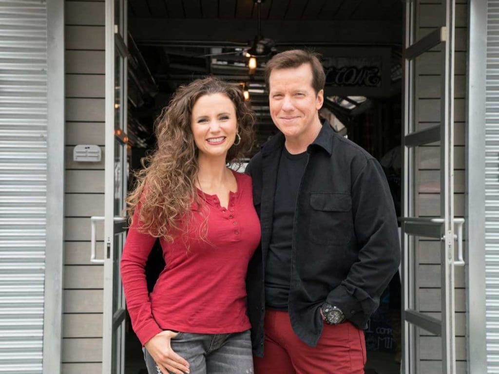 Comic’s New Food Network Reality Series Focuses on Texas: This Guy is no Dummy