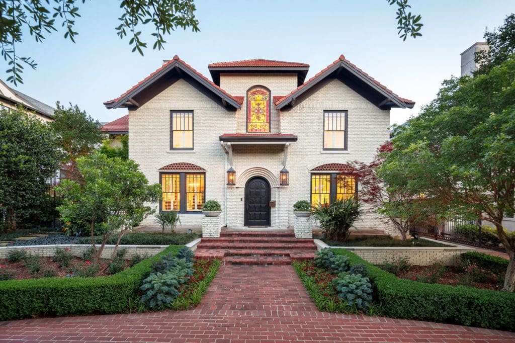 This Highland Park home was designed by famed architect Anton Korn in 1920. 