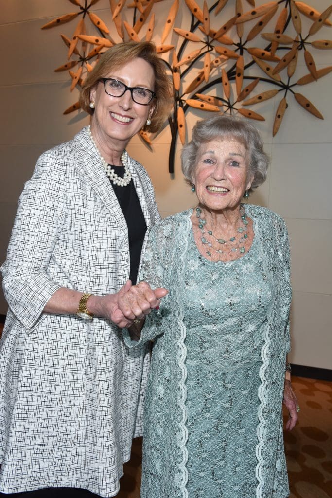 Roslyn Dawson Thompson, Maura McNiel
