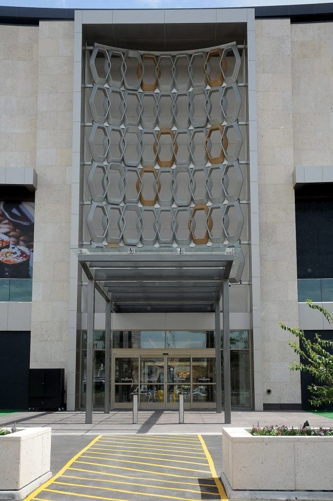 The new Galleria VI 