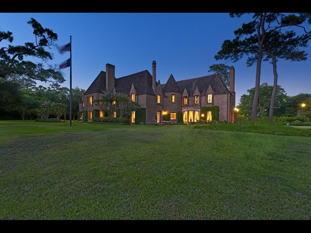 This historic John Staub-designed home is no more.