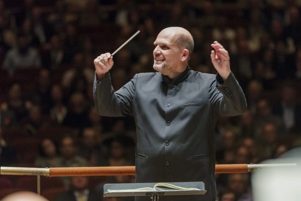 World Music Legend Heads to Dallas for a Symphony Gala to Remember