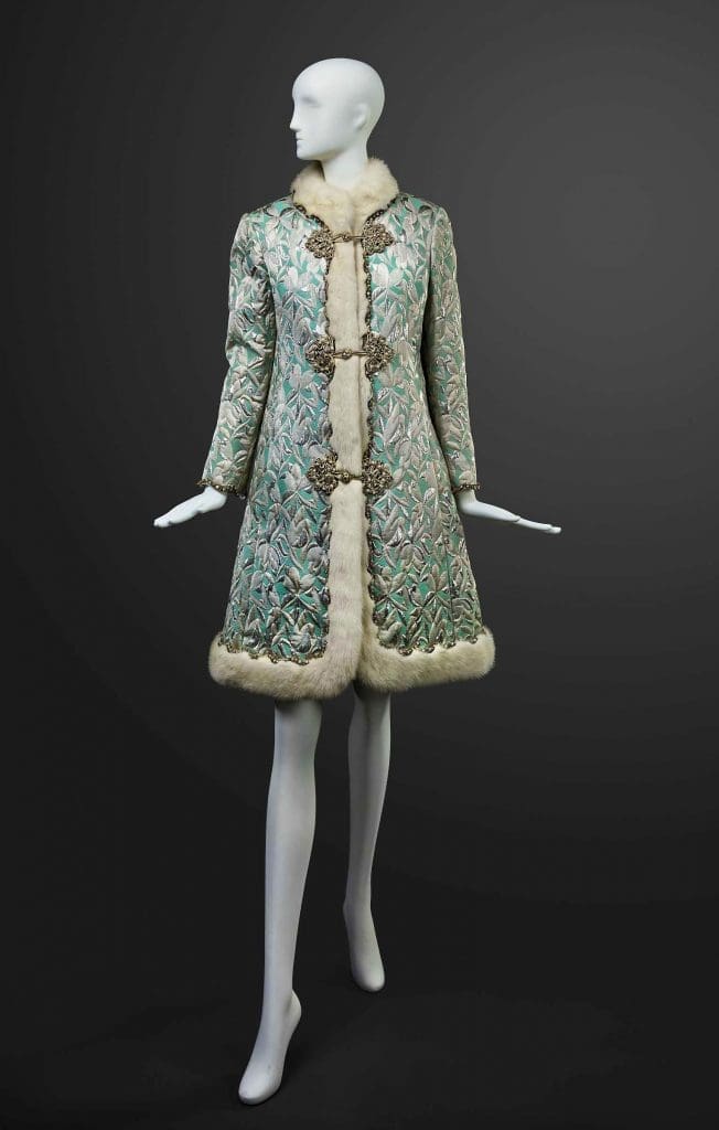 Oscar de la Renta coat and dress
ensemble, Fall 1968 (Courtesy MFAH Collection)