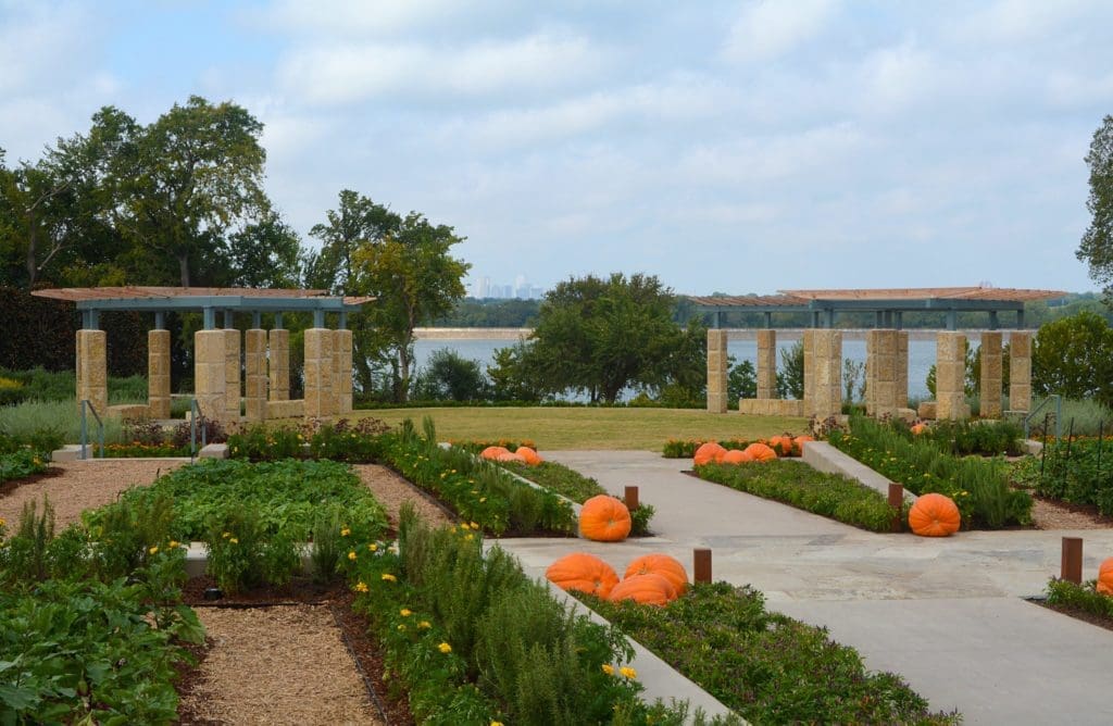 New $12 Million Garden Provides a Green Retreat in Dallas: This is a True Foodie Wonderland