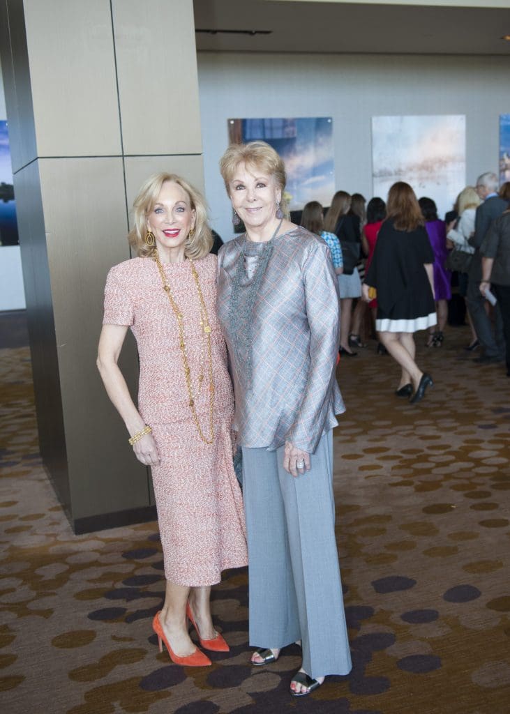 Anita Arnold, Annette Simmons