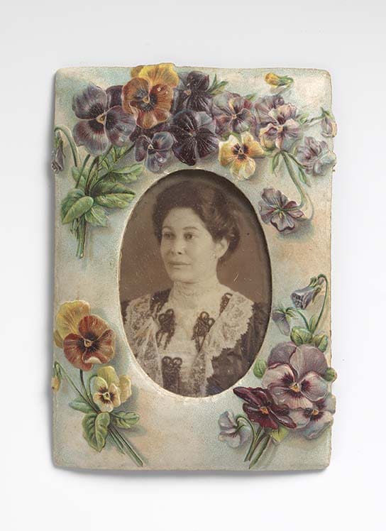 Wendy Arbeit's elegaic photograph, "A Moment in Time (1900s)," 2014. (Collection and copyright the artist) 