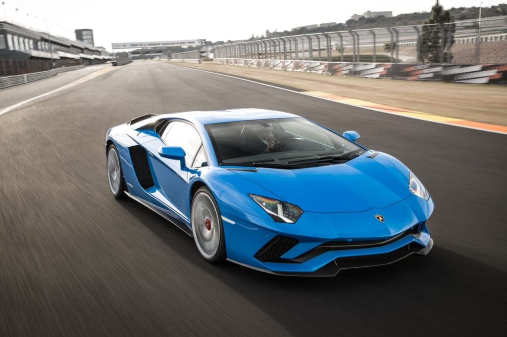 A Honda Civic Driver Test Drives Lamborghini’s Newest Supercar: When Vroom Vroom Takes You to Another World