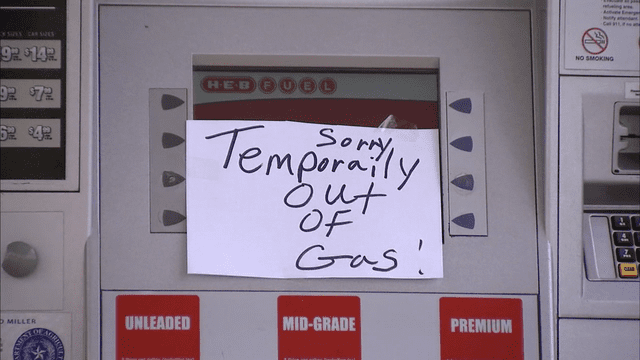 A Hurricane Harvey gas shortage has hit North Texas — and panic is helping fuel it.