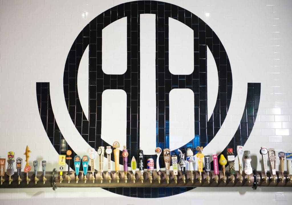 The Happiest Hour: Stylish Dallas Bar Throws Down the Dance Gauntlet with Musicians, Reality Stars and You — Hope Fest is Here