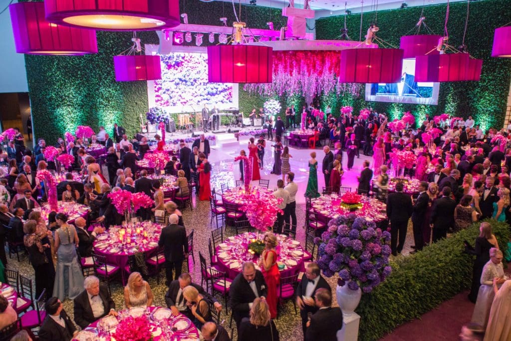 Houston’s Most Beautiful Gala Ever Turns Into a $2.3 Million Night: 79,000 Flowers Set Stage for Record-Breaking, Harvey-Defying Event
