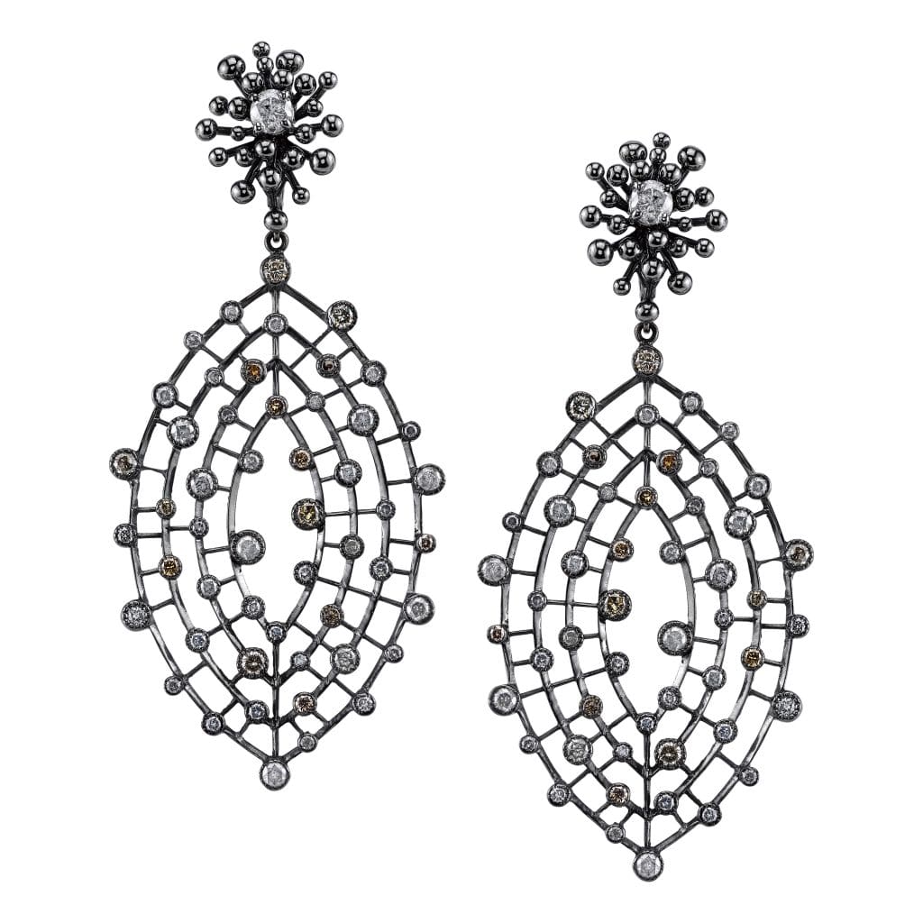 Earrings with brown and gray diamonds and black rhodium