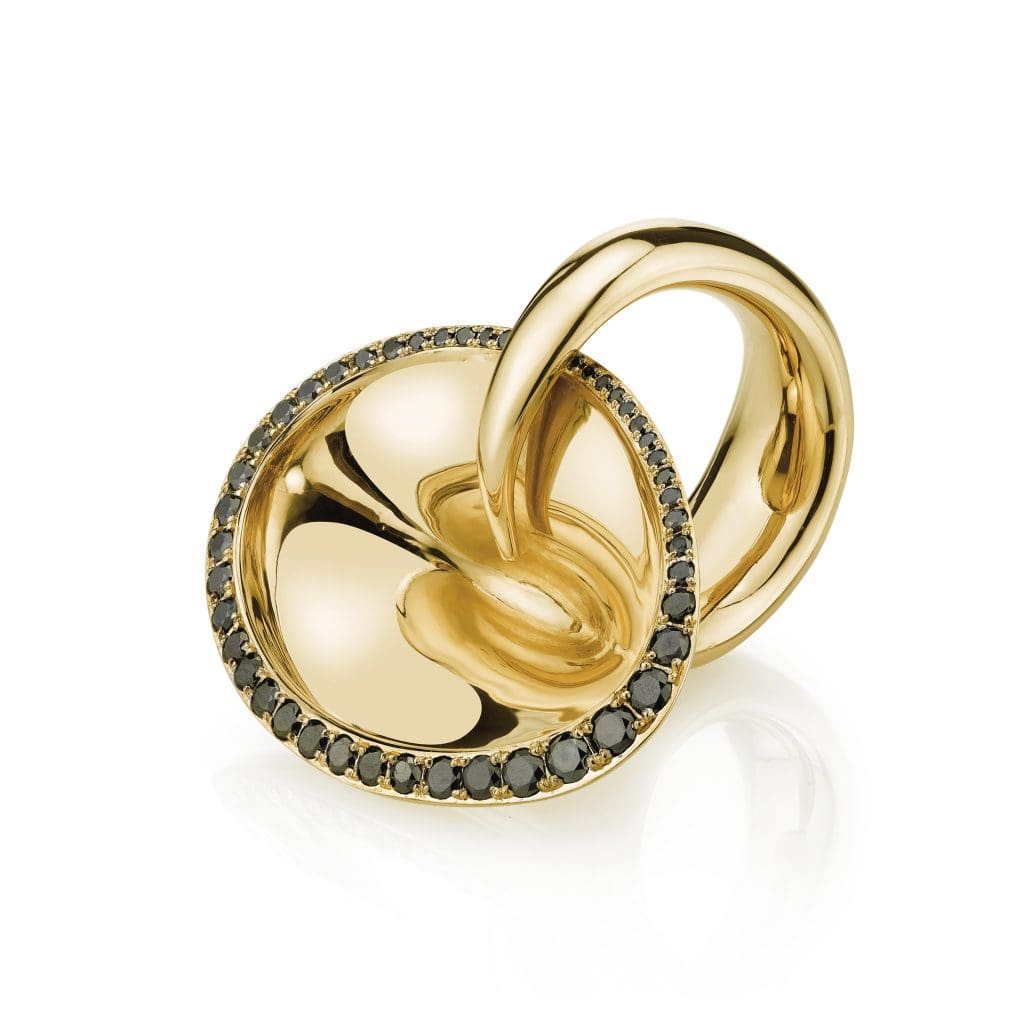 The Sine 03 ring with black diamonds