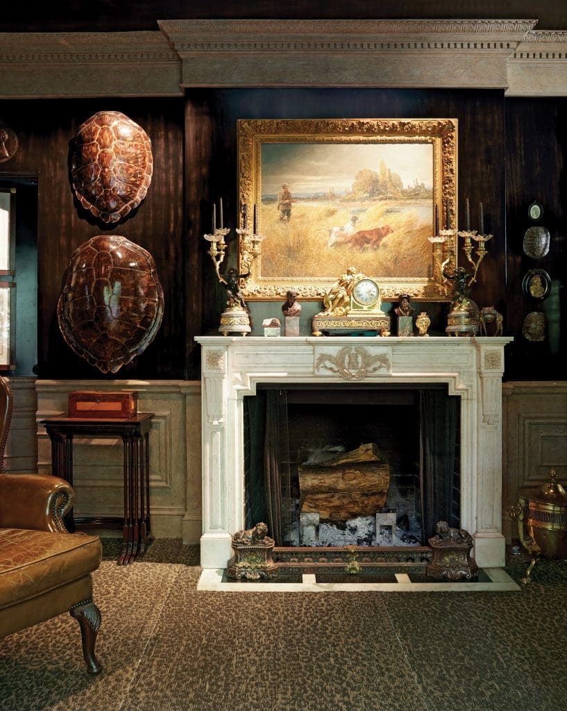Large antique tortoiseshells from London. Godchaux 19th-century painting. Satyre candlesticks. 