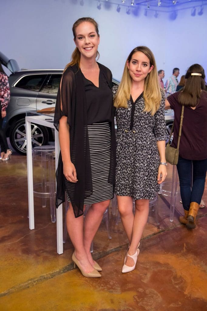 Cat Dowgwillo, Marisol Gonzalez
