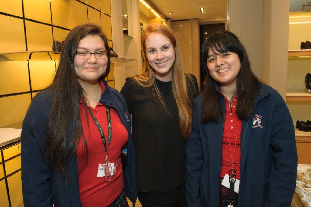 Genesis Guerra, Katie Albritton, Paola Rojas 