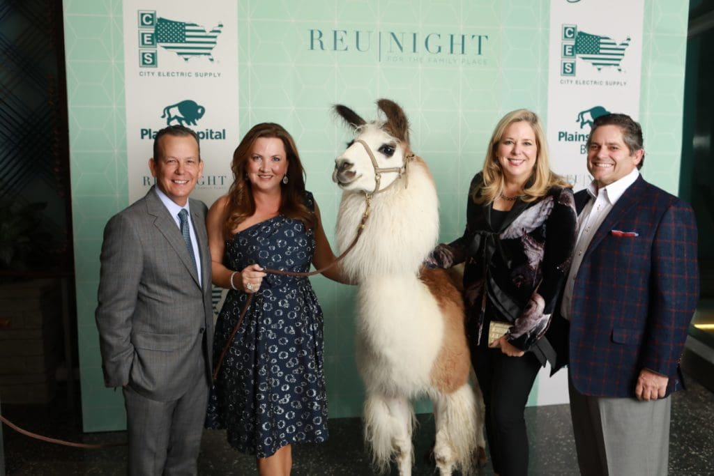 Glamorous Gala at a Storied Dallas Hotel Brings the Magic of the 1950s Back: Where’s Frank Sinatra?