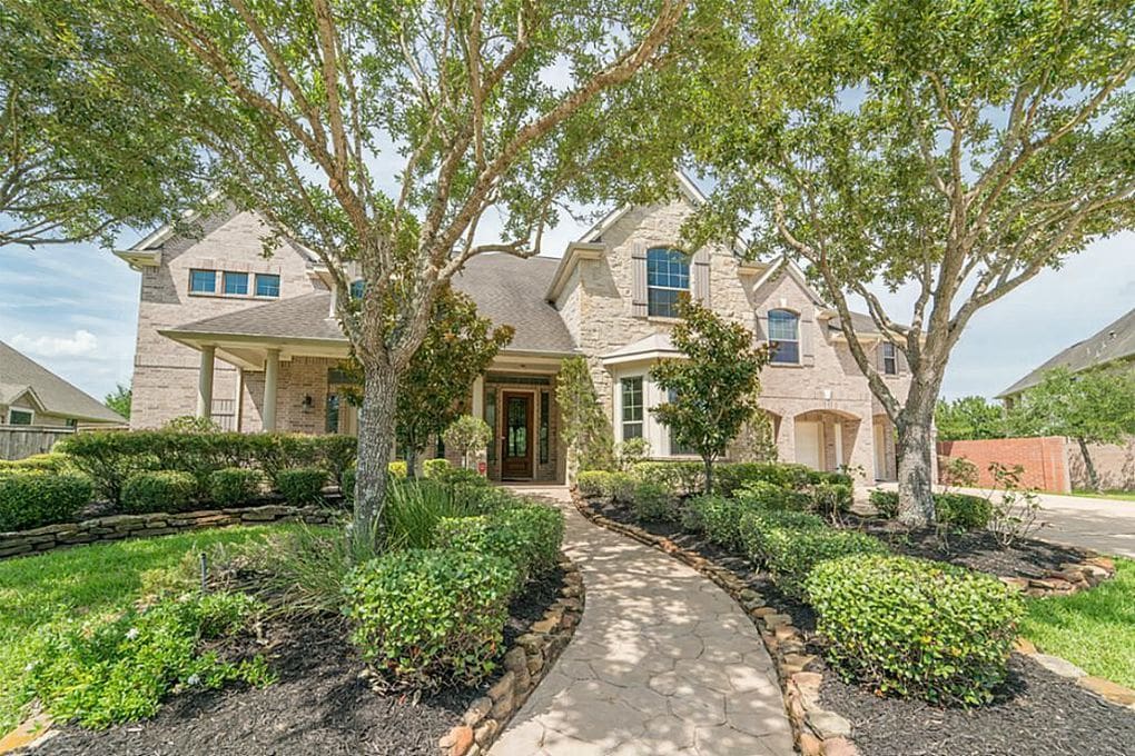 Former Houston Rockets Fan Favorite is Selling Two Local Houses Less Than Two Miles Apart: This Hard Worker Apparently Truly Loved the Neighborhood