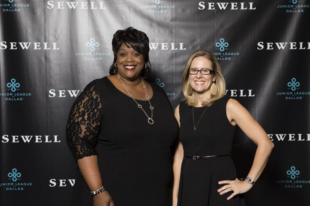 Evelyn Ashley, Brittany Montgomery