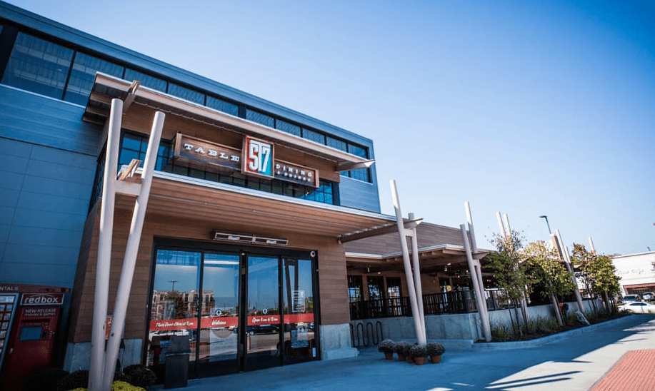 Tanglewood H-E-B Quietly Closes its Uber-Hyped Restaurant: New Less Foodie-Centric Amenity to Take its Place