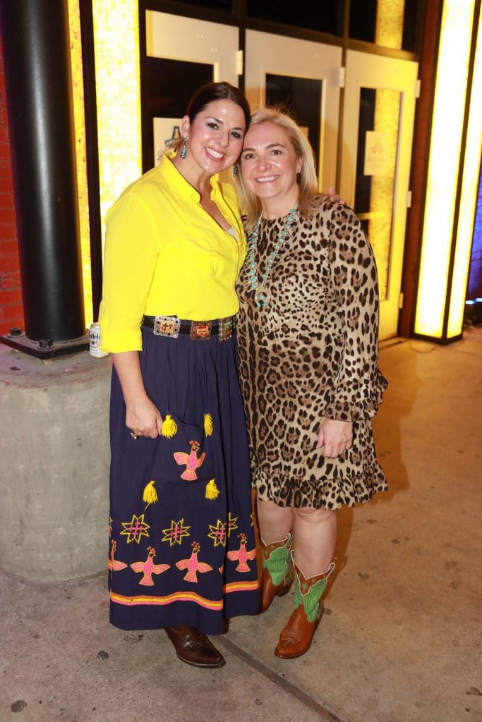 Melissa Sherrill, Kim Quinn