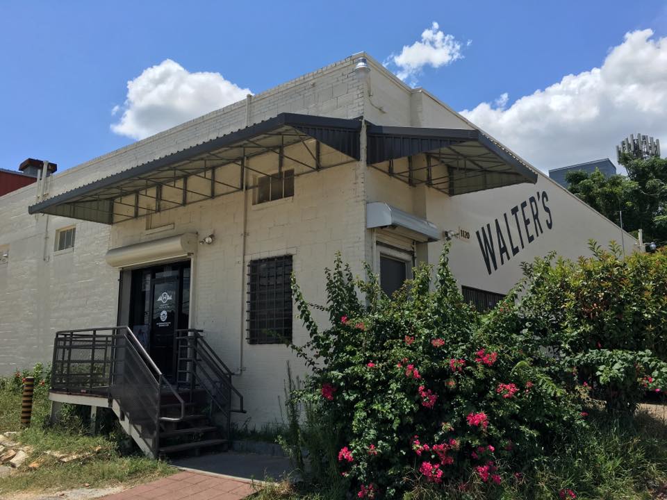Iconic Houston Concert Venue to Suddenly Shutter After 16 Years: Strange Timing Leaves Music Fans Confused and Searching for Walter’s Answers