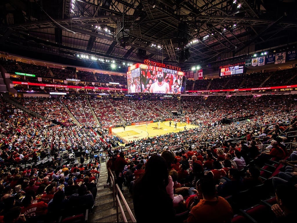 Rockets crowd Toyota Center