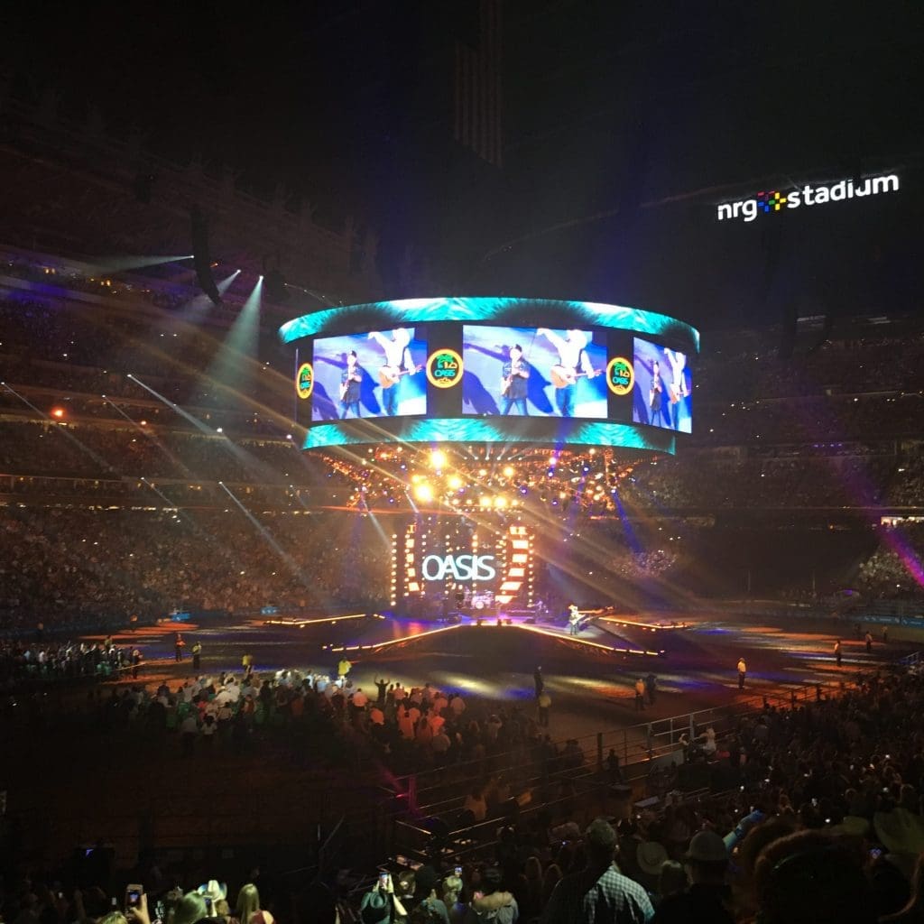 Garth Brooks knows how to sell out a football stadium.