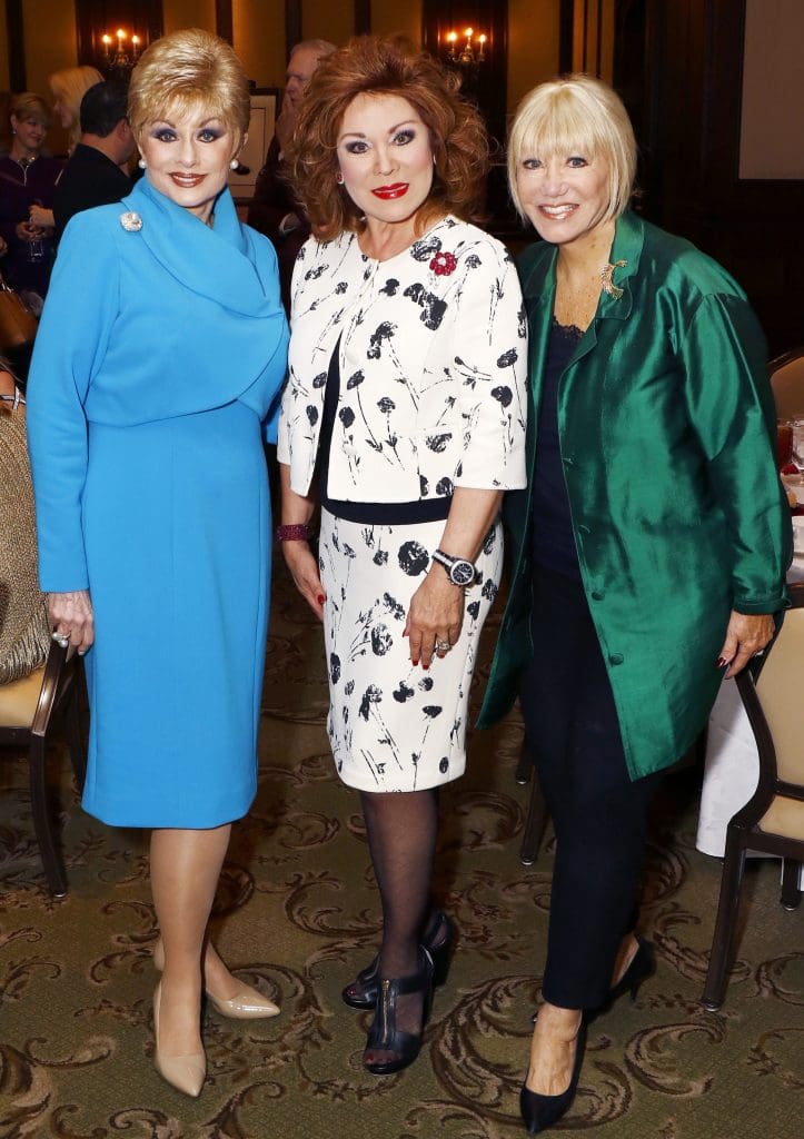 Dee Simmons, Linda Ivy, Suzanne Palmlund