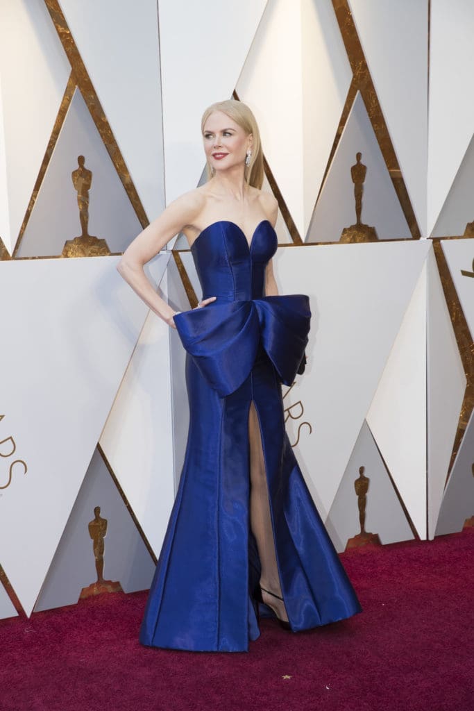 Oscars’ Best and Worst Dressed — Gal Gadot and Jennifer Garner Wows Can’t Make Up for Red Carpet Bores: Leave it to Helen Mirren and Jane Fonda to Steal the Show