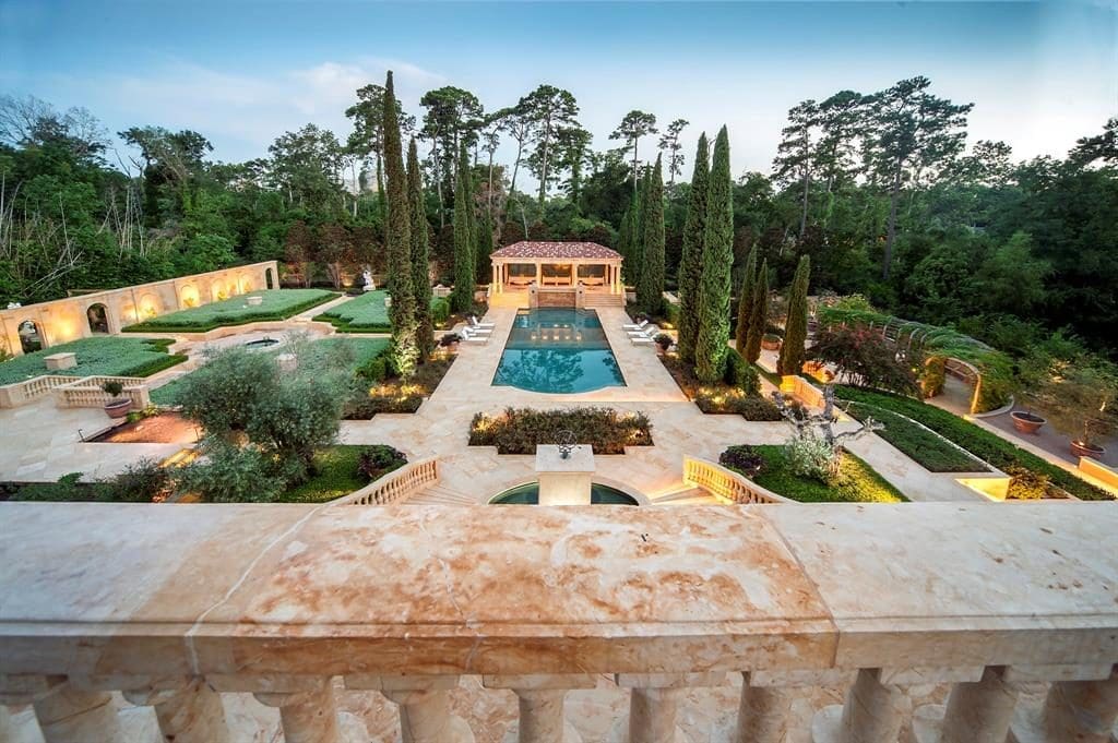 Chateau Cornarvon was designed to evoke French refinement. 
