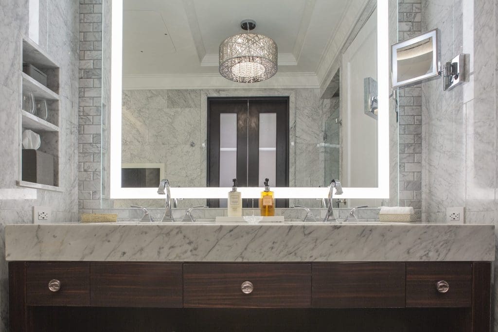 The Pot Oak's standard bathrooms bring the marble wows.